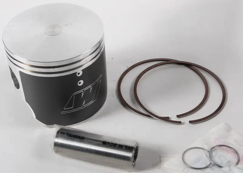 Motorcycle piston and rings kit featuring 2391M07800 piston M07800 Prolite 3071KD