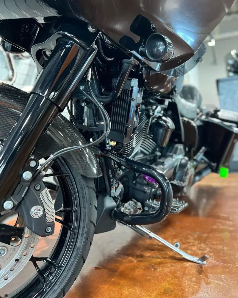 Chopped Oil Cooler M8 Touring `17 23 Blk