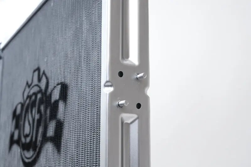 Silver radiator with mounting hardware for Toyota Land Cruiser and Lexus LX470