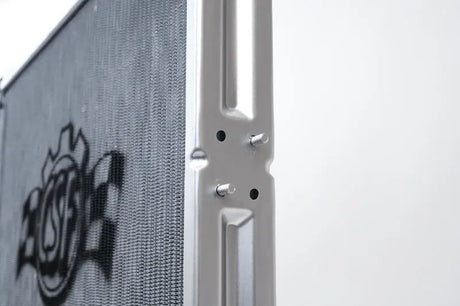 Silver radiator with mounting hardware for Toyota Land Cruiser and Lexus LX470