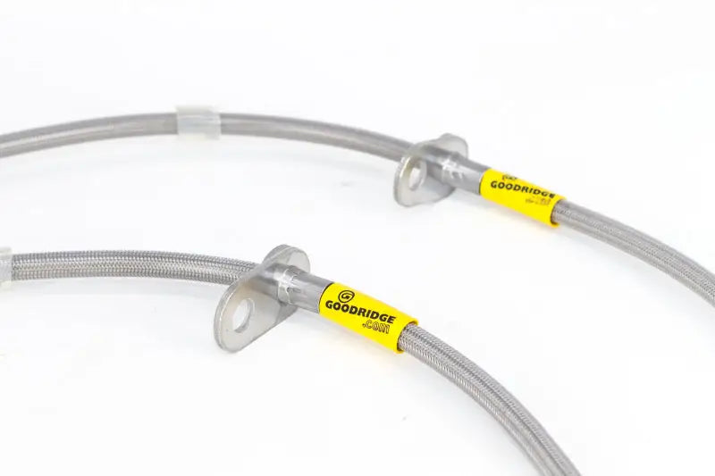 Braided stainless steel brake lines for Chevrolet Camaro with Brembo calipers mounting brackets