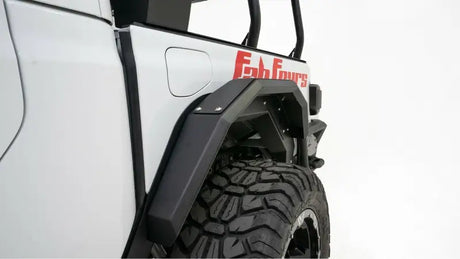 JT1001-1 Fab Fours Gladiator Rear Fender installed, showcasing rugged design and durable construction.