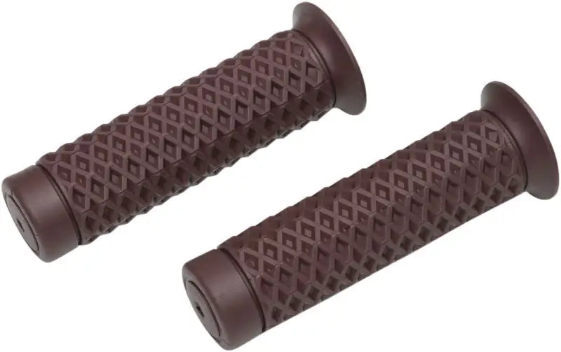 Brown textured Kuryakyn Braaap Grips 1in Red for bikes with grips 1in red
