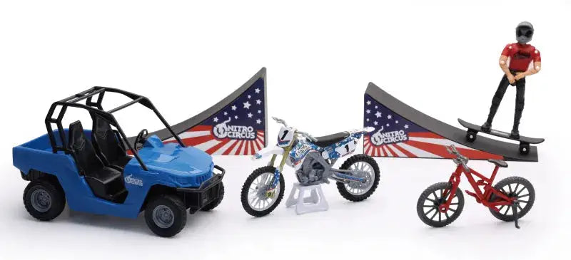 Toy stunt vehicles and ramps from New Ray Toys Nitro Circus playset, scale 1:18