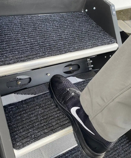 RUL19512 Trail Sphere Rugup For Lippert Solid Step - 19.5 - Entry Rug