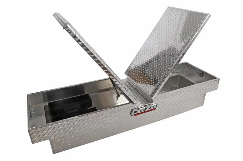 Tool Box Crossover; Gull Wing; Diamond Tread; Silver; Aluminum; 69-3/4 Inch Length x 20 Width 12.2 Height; 8.4 Cubic