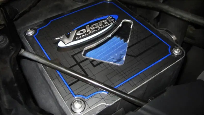 Volant 14-15 GMC Sierra/Chevy Silverado 2500/3500HD 6.0L V8 Pro5 Closed Box Air Intake System - Truck & Automotive