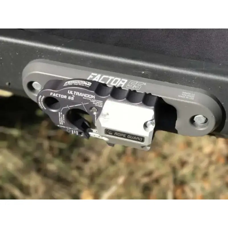 00381 Winch Cable Protector Plate