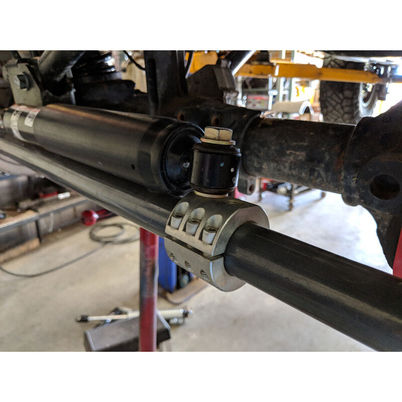 Synergy Mfg 4050-63 Synergy Jeep JK Steering Stabilizer Tie Rod Clamp 1-5/8in For 1.625in OD Tie Rods