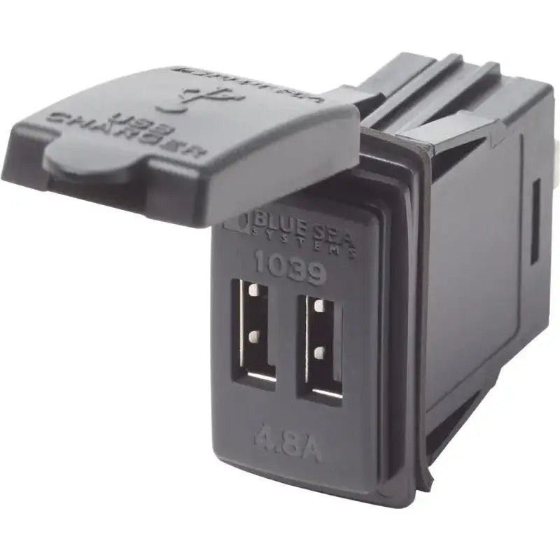 1039-BSS Blue Sea 12/24Vdc Dual Usb 4.8A Swmnt