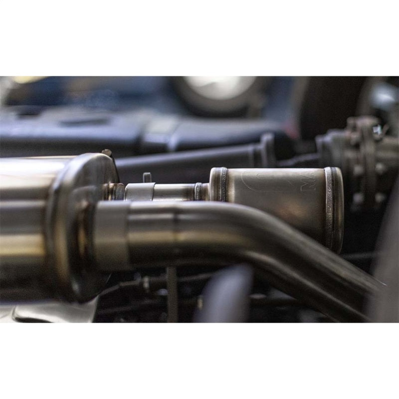 Magnaflow 19604 Magnaflow 22+ Toyota Tundra Overland Series 3in Single Straight Passenger Side Rear Cat-Back Exhaust