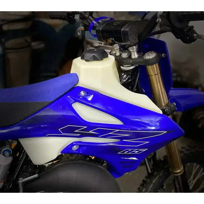117341-N2 Fuel Tank Natural 2.2 Gal 