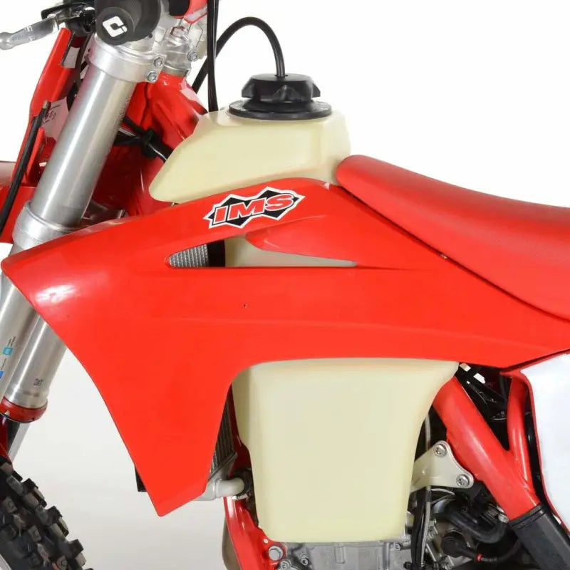118806-N2 Fuel Tank 2.9 Gal Natural Carb Gas 