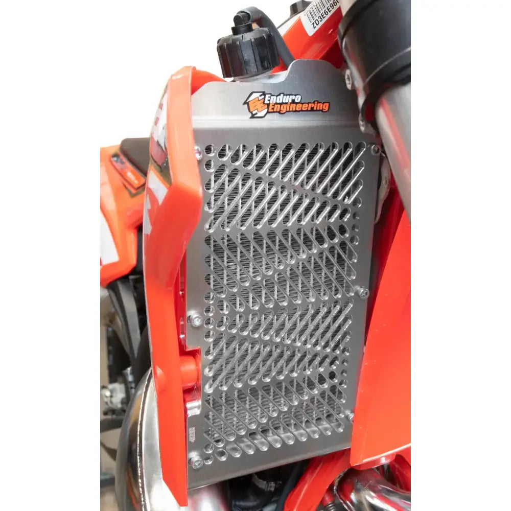 12-4123 Billet Radiator Guard Beta 