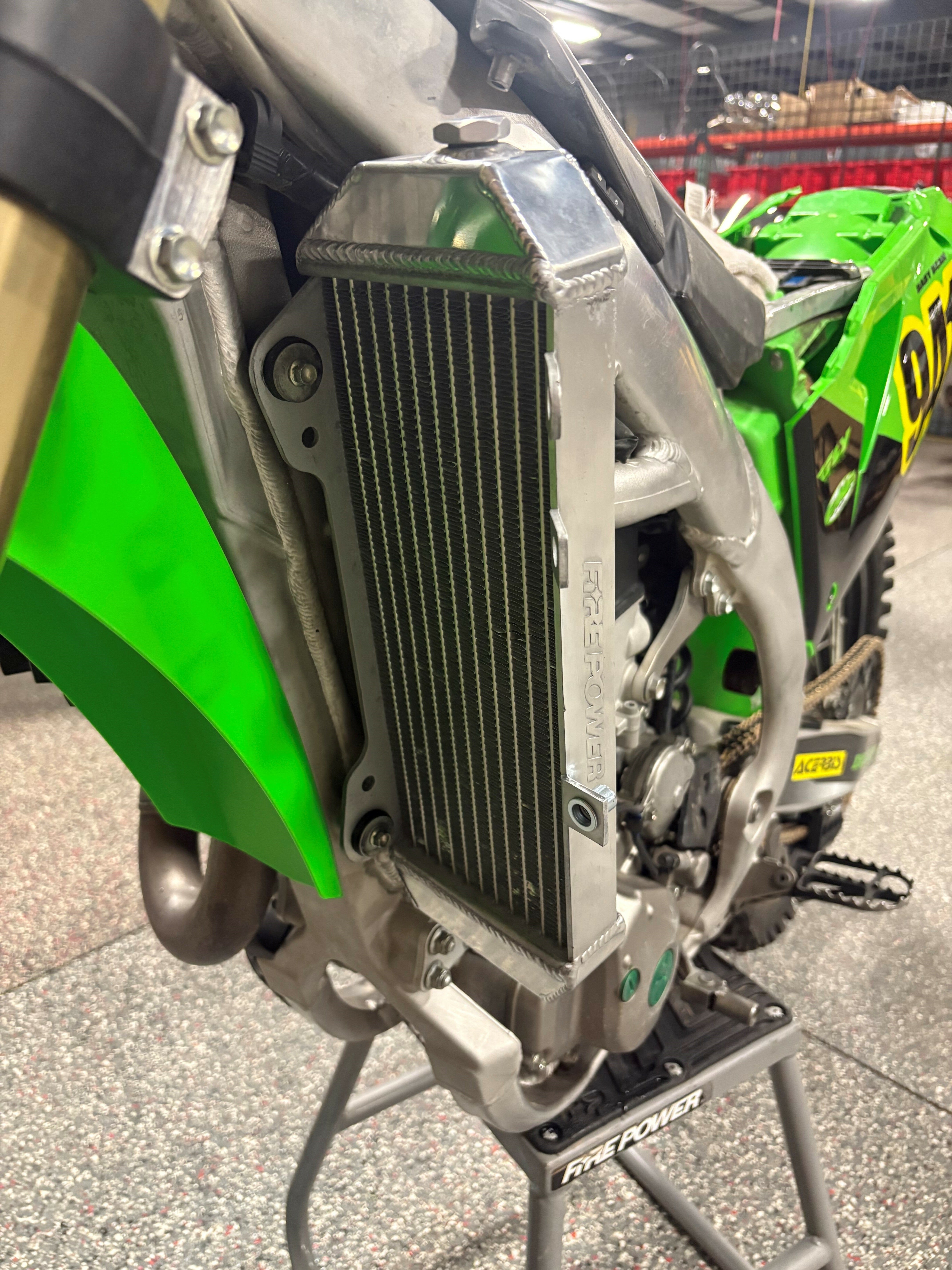 Fire Power Radiator Engine TRS-R-140L - Left