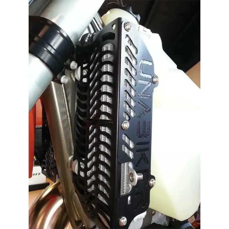 14KTMMXCW-K Radiator Guard (Black)