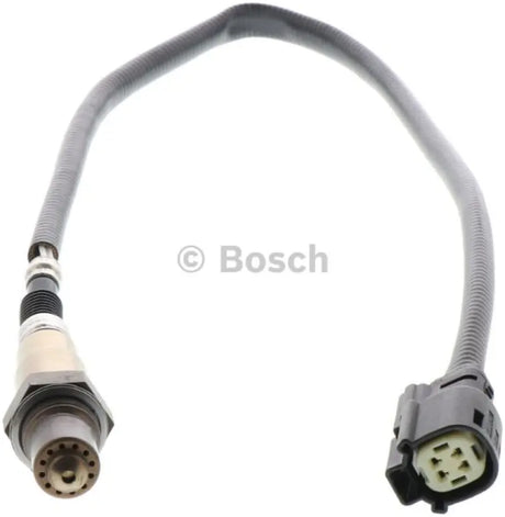 Oxygen sensor with connector from 16581 Bosch for optimal engine performance