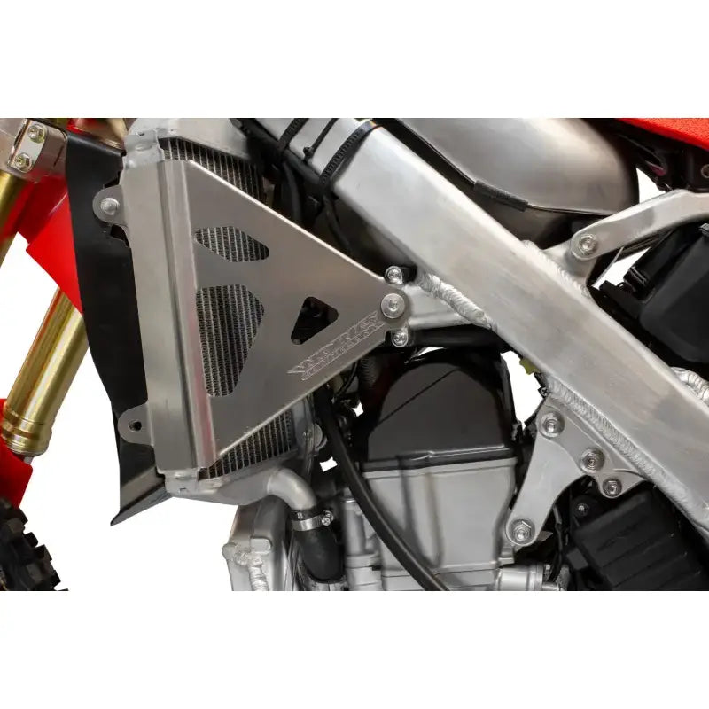 18-710 Radiator Braces - Brace