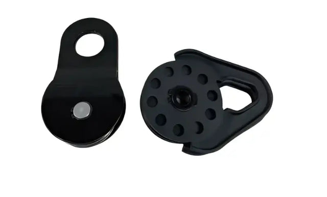 Black pulleys from the 19-1398 Overland Vcl 2 Pack Snatch Block Standard 16K