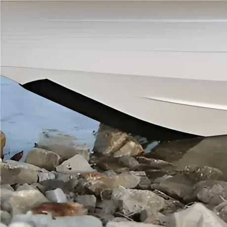 20106 Keelguard Bow Protector White 6’ - Hull And Keel