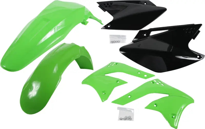 2041050357 Plastic Kit Green