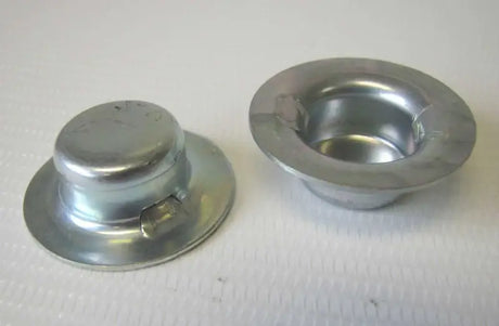 21406 Portable Waste Holding Tank Wheel Retainer