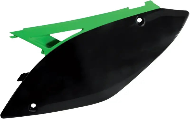 2141730215 Side Panels Black/Green