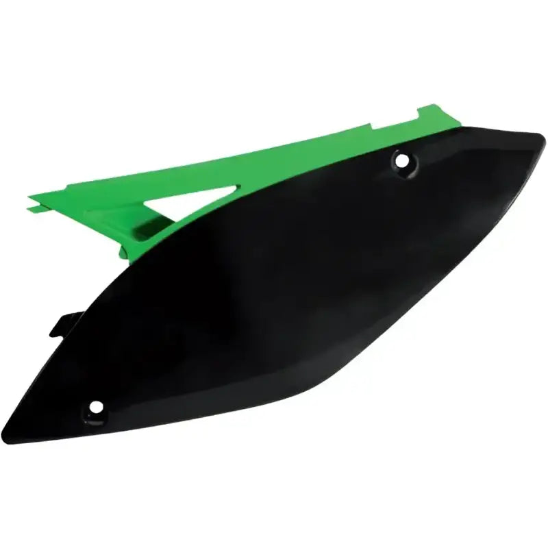 2141730215 Side Panels Black/Green