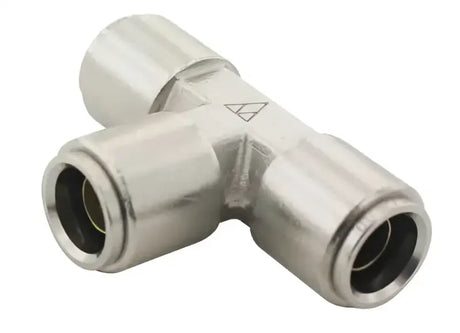 21838 Coupler Fitting