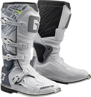 2196-004-09 Fastback Boots White Sz 09