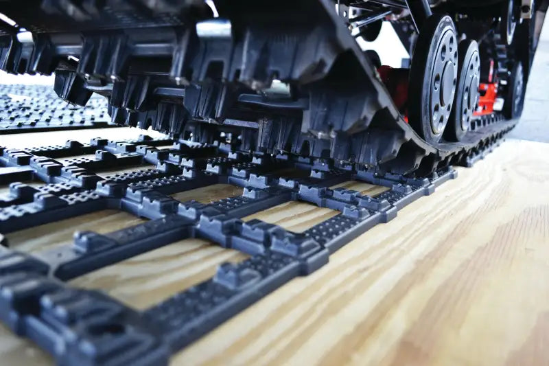 23060 Trax Grabber Pair 