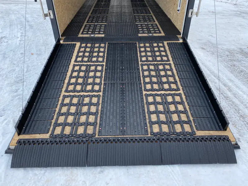 23060 Trax Grabber Pair 