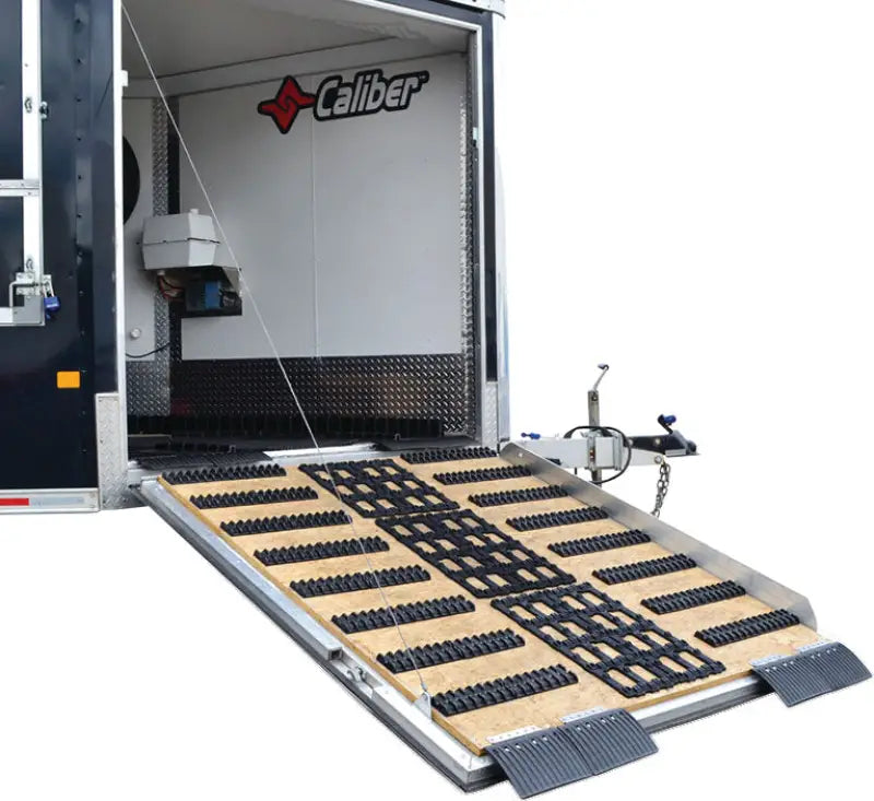 23060 Trax Grabber Pair 