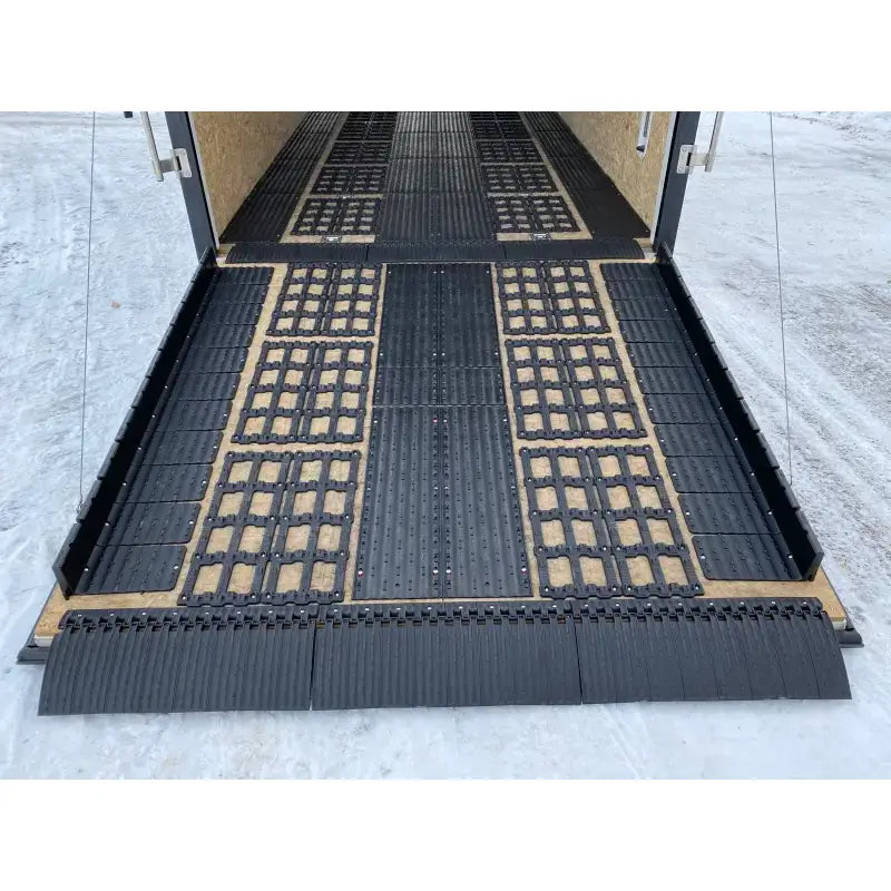 23060 Trax Grabber Pair 