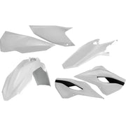 2393444584 Plastic Kit Original