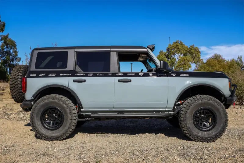 247926 M.T. Street Lt295/60R20 126/123Q Baja Legend Mt