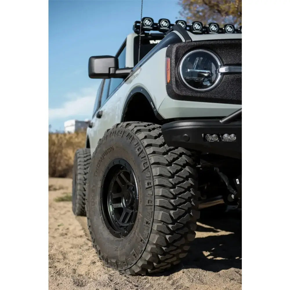 247936 M.T. Street Lt295/65R20 129/126Q Baja Legend Mt