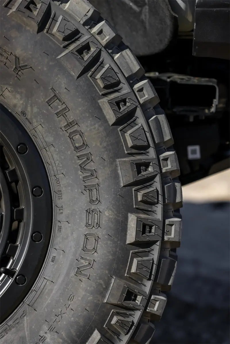 247940 M.T. Street 37X13.50R17Lt 121Q Baja Legend Mtz