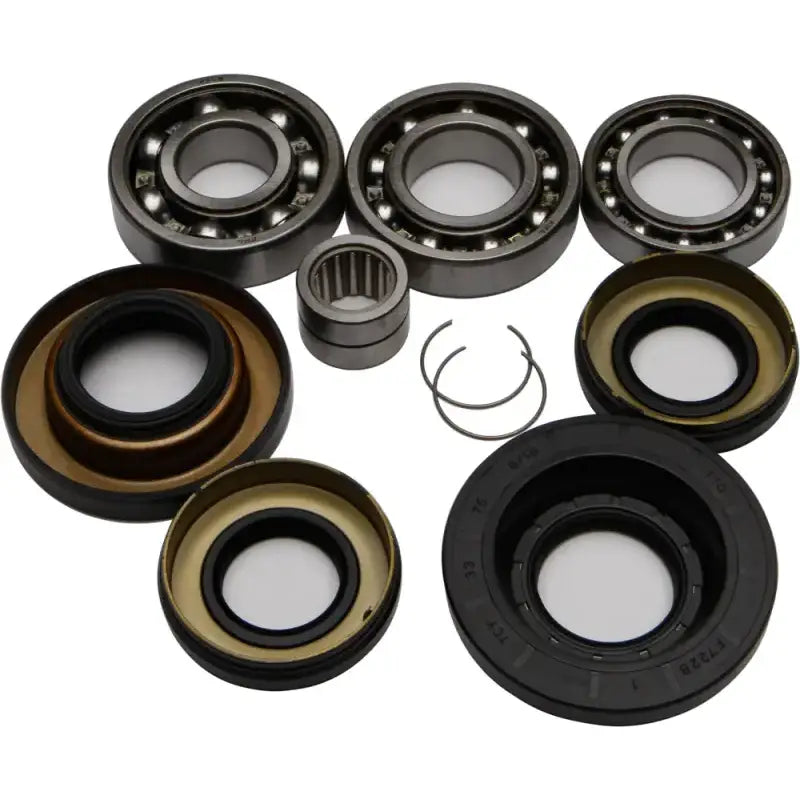 25-2047 Rear Differential Bearing And Seal Kit - &