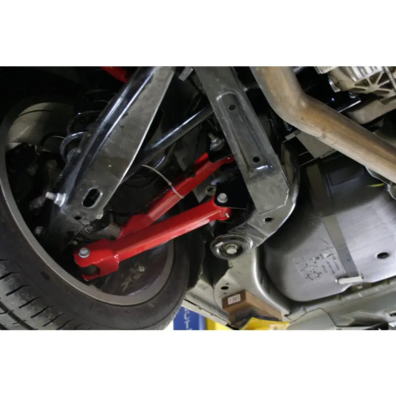 UMI Performance 251520-B 251520-B UMI Performance 08-09 Pontiac G8 10-14 Camaro Rear Suspension Kit