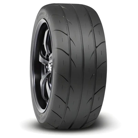 High-performance M.T. Drag Et Street S/S P275/50R15 tire with optimized tread design for exceptional traction and stability in drag racing.
