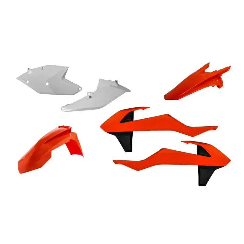 2634065909 Plastic Kit Original