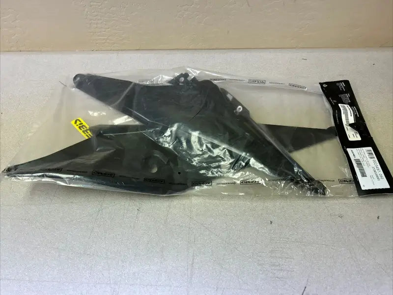 2726530001 Side Panels Black