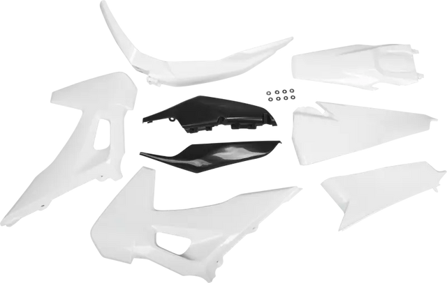 2726566812 Plastic Kit Original