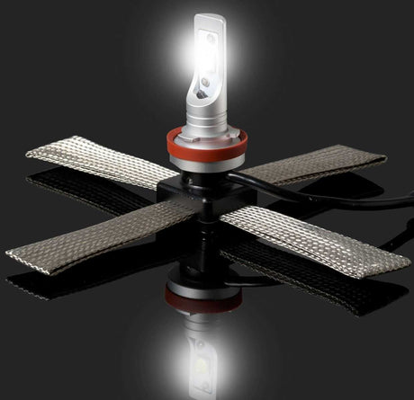 700011PZ Headlight Bulb