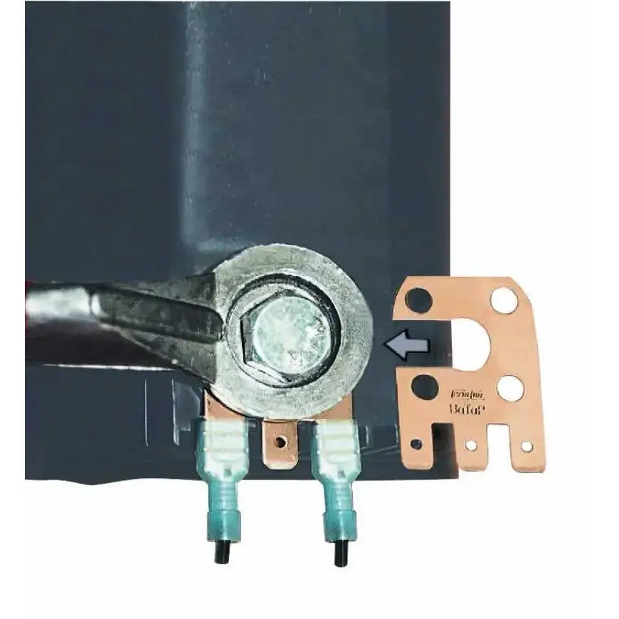 30700 Battery Terminal Power Tap
