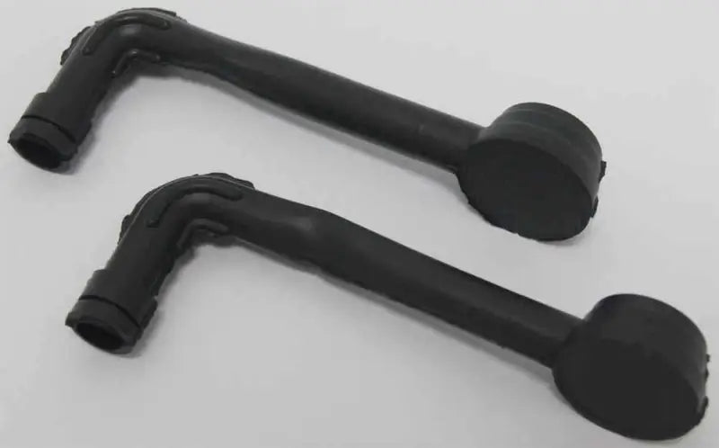 34-140 Rubber Breather Tube Connector