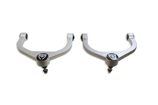352700 Maxtrac 09+ Ram Upper Arms