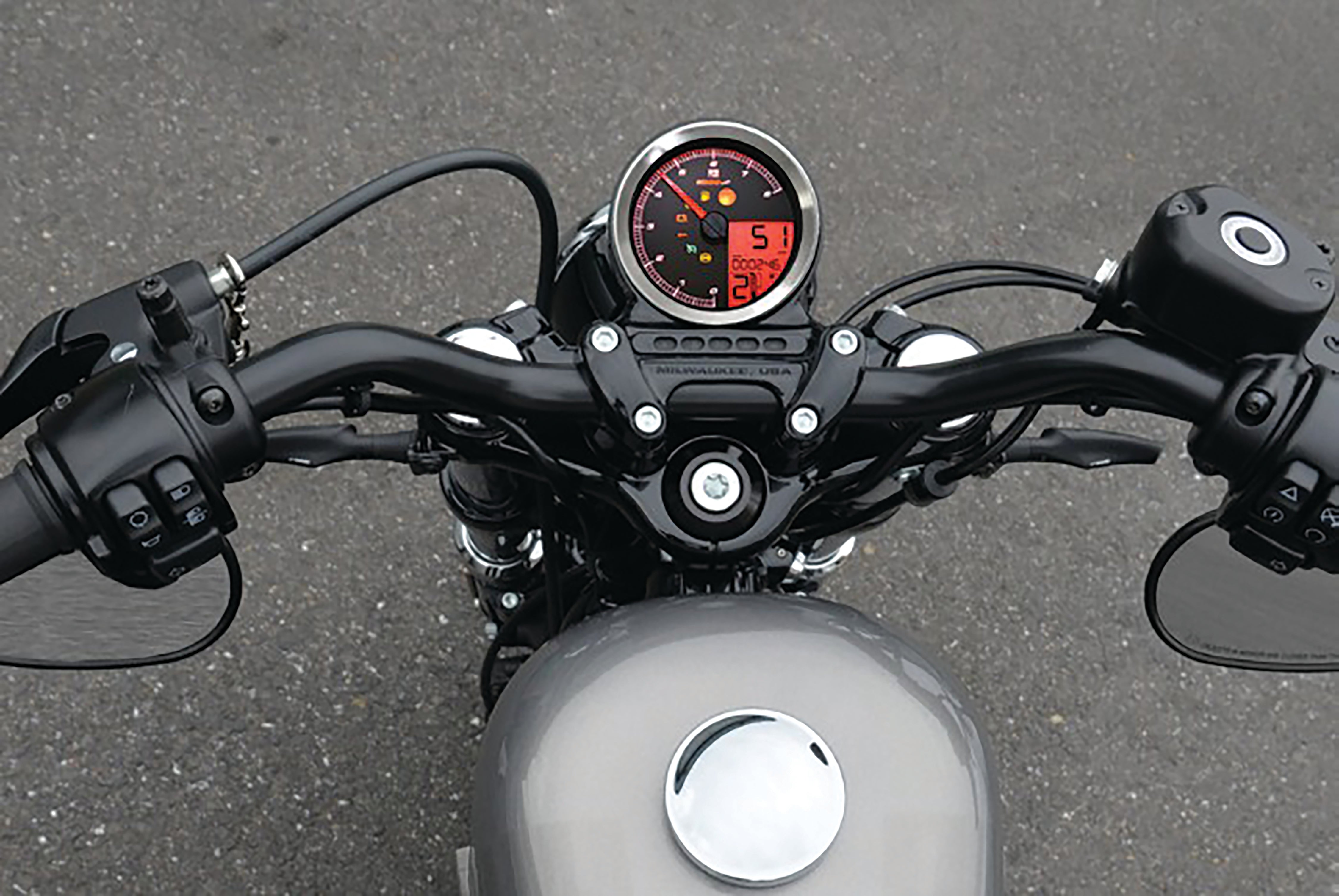 Speedo / Tach Sil Bezel Lcd Color Change Display
