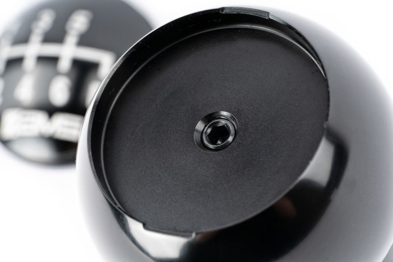 AMS AMS.50.06.0002-1 AMS Performance Subaru WRX/STi 6-Speed Billet Shift Knob (Incl Red, Black, & Gunmetal Cap)